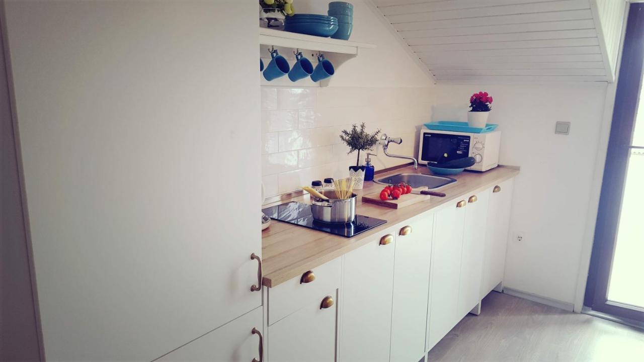 Deep Blue Apartment Porec Bagian luar foto