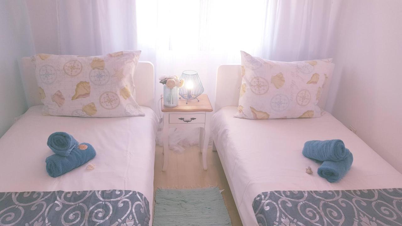 Deep Blue Apartment Porec Bagian luar foto