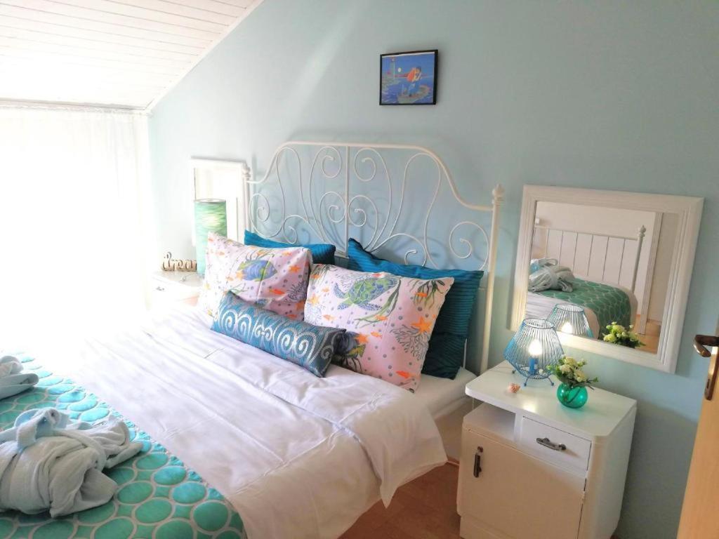 Deep Blue Apartment Porec Bagian luar foto