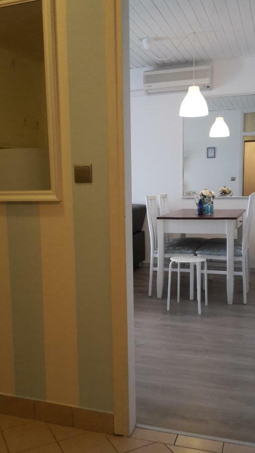 Deep Blue Apartment Porec Bagian luar foto