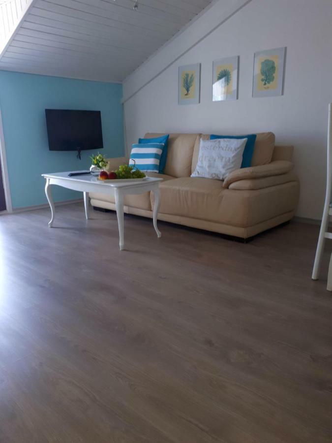 Deep Blue Apartment Porec Bagian luar foto